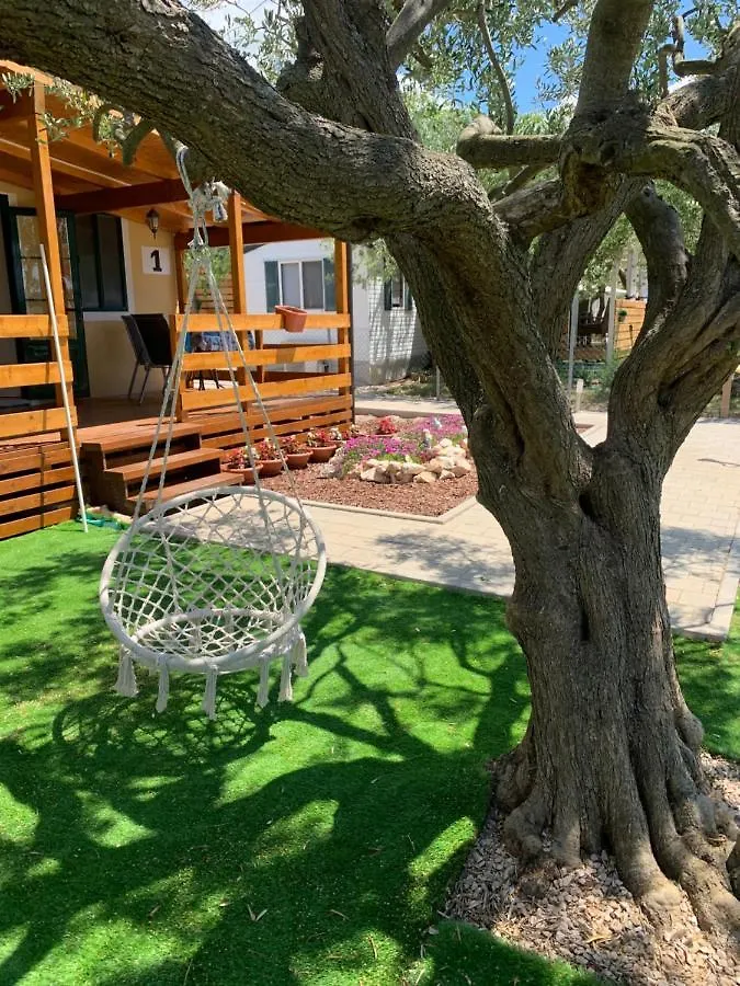 Kamp Karla & Bruno Hotel Sveti Filip i Jakov Campsite