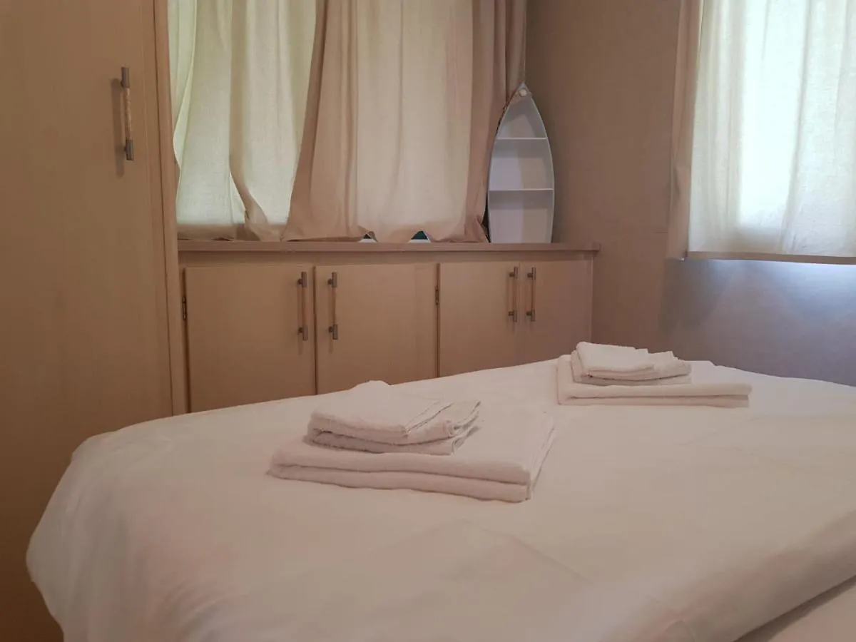 ** Campsite Kamp Karla & Bruno Hotel Sveti Filip i Jakov Croatia