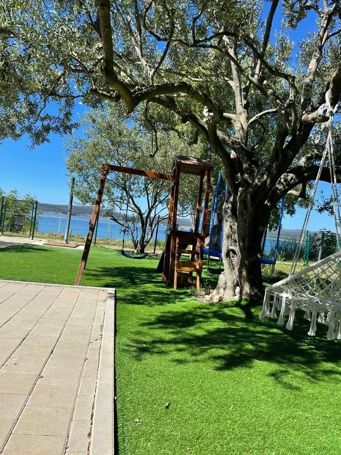 Kamp Karla & Bruno Hotel Sveti Filip i Jakov Croatia
